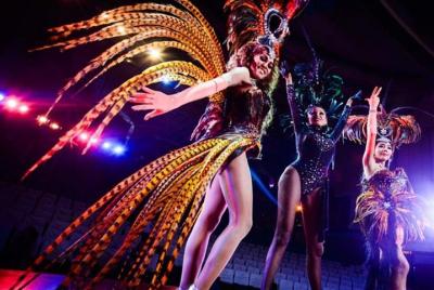 Tiffany Show en la entrada de Pattaya