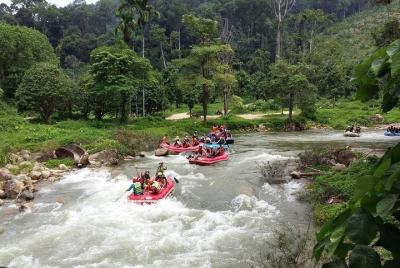 Tour de aventura de rafting en aguas blancas desde Phuket