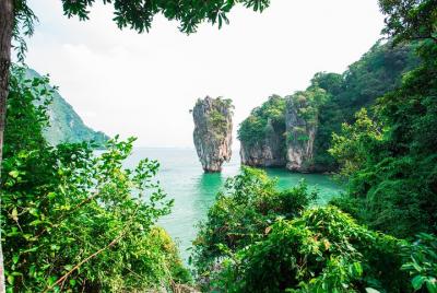 Isla James Bond (Big Boat Tour)