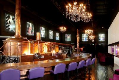 Boleto de espectáculo de cabaret de Afrodita en Phuket