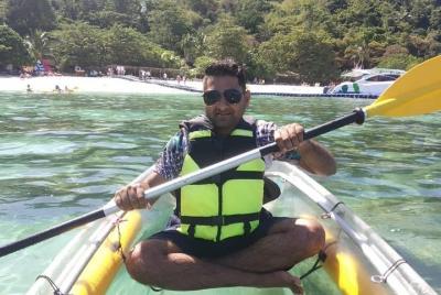 Excursión de medio día a la isla de Coral de Phuket con almuerzo 