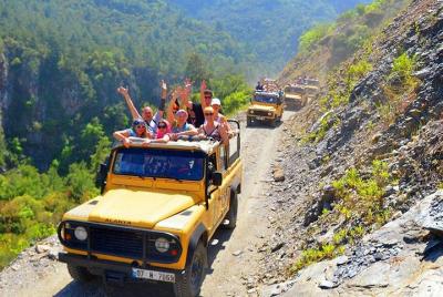 Alanya Jeep Safari en las montañas Taurus y el río Dimçay
