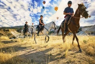 Cabalgata de 2 horas de experiencia en hermosos valles de Capadocia