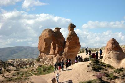 Excursión al norte de Capadocia roja con el museo al aire libre de Goreme