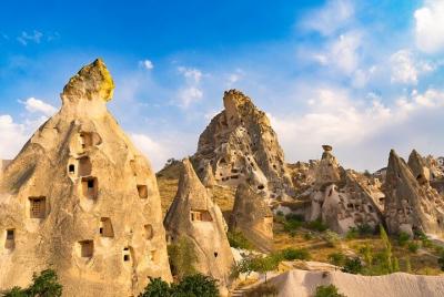 Tour rojo guiado de día completo a Capadocia desde Göreme con almuerzo