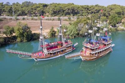 Crucero por el río Manavgat y visita a la cascada y al bazar Crucero por el río Manavgat y visita a la cascada y al bazar
