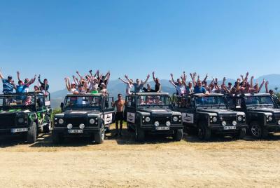 Safari en jeep de día completo y rafting en el cañón de Köprülü Safari en jeep de día completo y rafting en el cañón de Köprülü
