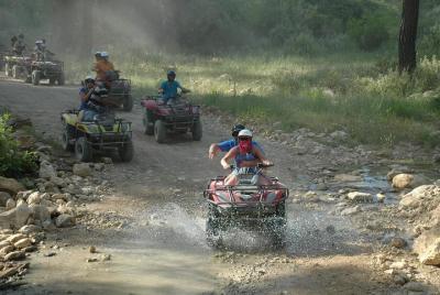 Quad Bike Safari en Manavgat Lado en las montañas Taurus Quad Bike Safari en Manavgat Lado en las montañas Taurus