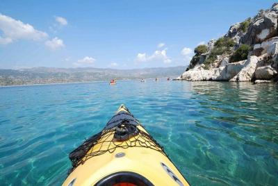 desde el costado: excursión a la ciudad hundida de Demre Myra Kekova desde el costado: excursión a la ciudad hundida de Demre Myra Kekova