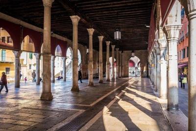 Excursión a pie privada de día completo de Venecia con el mercado de Rialto