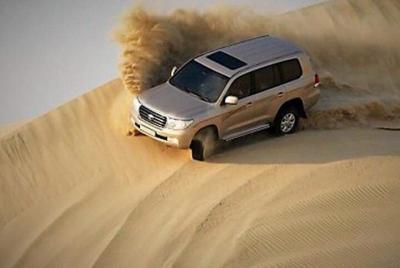 Dubai Desert Safari Red Dune: BBQ, paseo en camello y sandboard