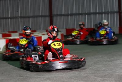 Experiencia de karting indoor