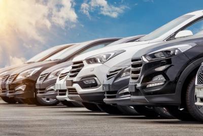 Llegada privada desde el aeropuerto de Dubai (DXB) al centro de l