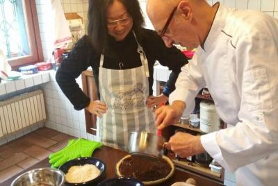 Clase privada de cocina italiana y almuerzo en el bosque a las afueras de Milán Clase privada de cocina italiana y almuerzo en el bosque a las afueras de Milán