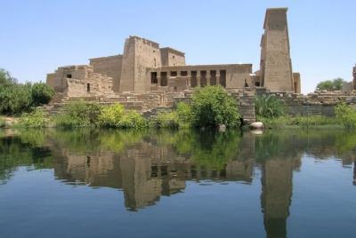 Disfrute de la excursión de un día completo al templo de Asuán Ph