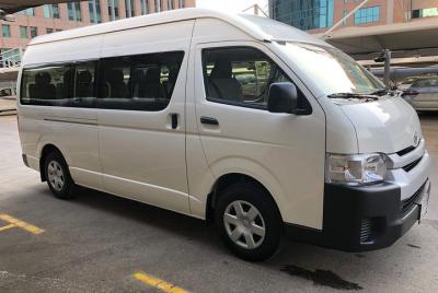 Compartir traslados desde hoteles de Dubai a parques y resorts de