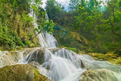 Visita guiada de 3 horas a las cascadas y cascadas de Mele Visita guiada de 3 horas a las cascadas y cascadas de Mele