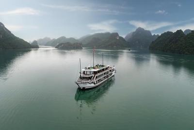 Crucero de 2 días por Lan Ha Bay en crucero - Crucero de lujo Crucero de 2 días por Lan Ha Bay en crucero - Crucero de lujo
