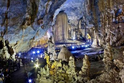El viaje del Patrimonio Mundial: la colina Ba Na - Hue Citadal - Phong Nha Cave 3D2N