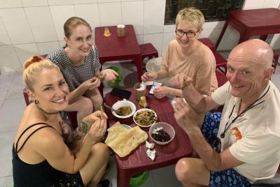 Excursión de 3 horas a los devotos de Da Nang Food Excursión de 3 horas a los devotos de Da Nang Food