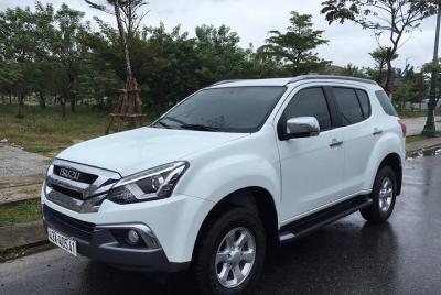 El coche privado más barato en Da Nang y Hoi An, Vietnam El coche privado más barato en Da Nang y Hoi An, Vietnam