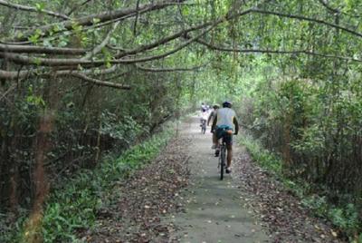 Cat Ba Biking Tours Half Day sale de Cat Ba Town Cat Ba Biking Tours Half Day sale de Cat Ba Town