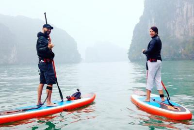 Vietnam Paddle Tour: la increíble isla de Cat Ba y la bahía de Lan Ha Vietnam Paddle Tour: la increíble isla de Cat Ba y la bahía de Lan Ha
