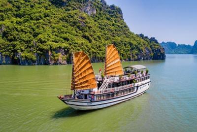 Bai Tu Long Bay Deluxe Cruise 2D / 1N: kayak, swimmig, comidas completas y los mejores precios