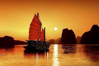 2 días de crucero por la bahía de Halong 3 *, incluido el transporte desde Hanoi 2 días de crucero por la bahía de Halong 3 *, incluido el transporte desde Hanoi