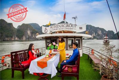 Viaje de un día a la bahía de Halong - Sen Cruise incluido Traslado en limusina ida y vuelta Viaje de un día a la bahía de Halong - Sen Cruise incluido Traslado en limusina ida y vuelta