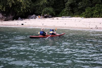 4 DÍAS Hanoi - Halong - Sapa - CUEVA, KAYAK, PUEBLO FLOTANTE, TREK, CASCADA 4 DÍAS Hanoi - Halong - Sapa - CUEVA, KAYAK, PUEBLO FLOTANTE, TREK, CASCADA