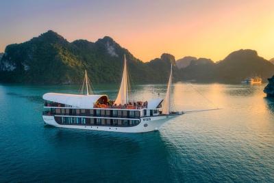 Sena - Cruceros boutique de lujo (Unique Ha Long Bay- Lan Ha Bay 2 días -1 noche) Sena - Cruceros boutique de lujo (Unique Ha Long Bay- Lan Ha Bay 2 días -1 noche)