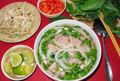 Hanoi: Recorrido a pie de comida en la calle para grupos pequeños por la noche