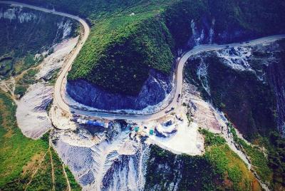 Trekking duro en Mai Chau, ciclismo, turismo, descubrir cultura y naturaleza