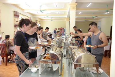 Hanoi City Walking Tours - Ninh Binh (Hoa Lu, Tam Coc) con paseos en bote y en bicicleta