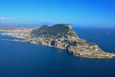 Tour completo de un día desde Sevilla con el Peñón de Gibraltar, la Cueva de San Miguel Tour completo de un día desde Sevilla con el Peñón de Gibraltar, la Cueva de San Miguel
