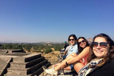 Teotihuacán a primera hora de la mañana Teotihuacán a primera hora de la mañana