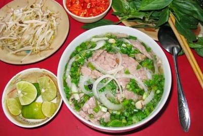 Hanói: recorrido a pie de comida callejera para grupos pequeños por la noche