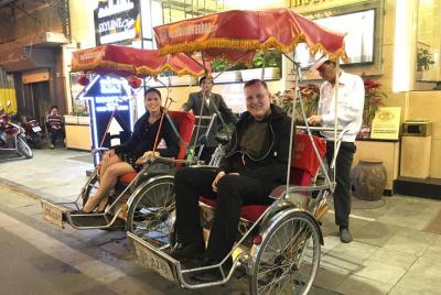 Amazing Hanoi Sightseeing Cyclo Tour una hora