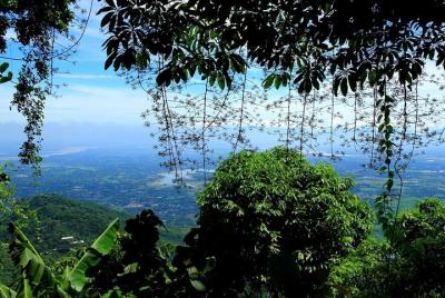 Excursión de un día al Parque Nacional Ba Vi Trekking Discovery con una impresionante vista panorámica