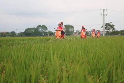 Boleto de Vespa al río rojo de Hanoi