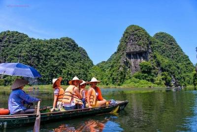 Excursión de día completo a Ninh Binh: Hoa Lu - Tuyet Tinh Coc - Trang An