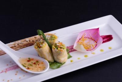 Bahía de Halong de lujo 1 día: la mejor y más larga ruta con 7,5 horas de crucero