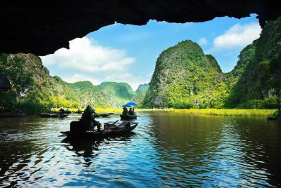 Excursión privada de 7 días a Vietnam a Hanoi, Ciudad Ho Chi Minh y crucero por la bahía de Halong