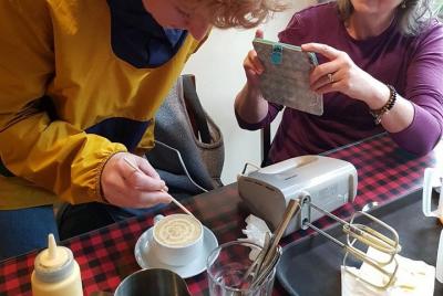 Curso de preparación de café con huevo de Hanoi