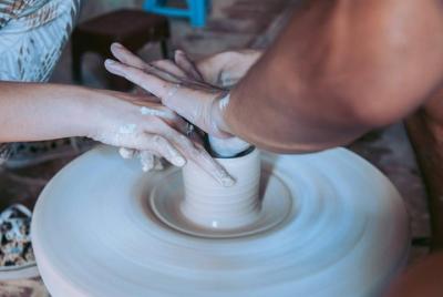 Tour de cerámica de Hanoi Bat Trang en scooter