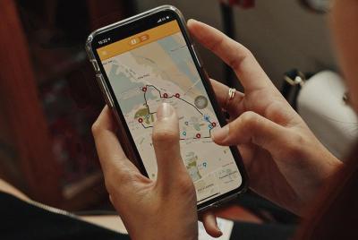 Recorrido retro por la ciudad de Bonbon en autobús turístico: un salto rápido