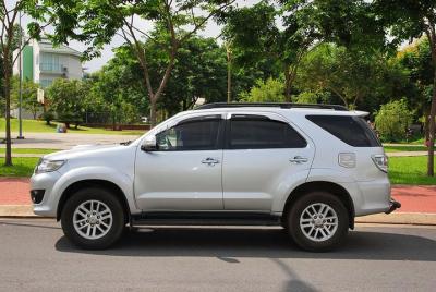 Traslado privado desde los hoteles de Hanoi al aeropuerto de Noi Bai