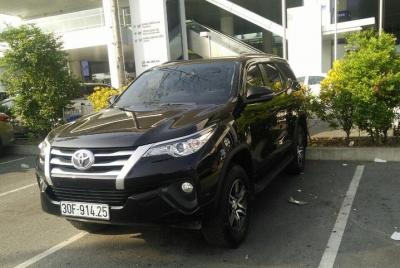 Traslado privado al aeropuerto de Noi Bai (HAN) Llegada o salida