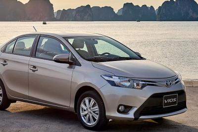 Traslado privado: centro de la ciudad de Hanoi al aeropuerto